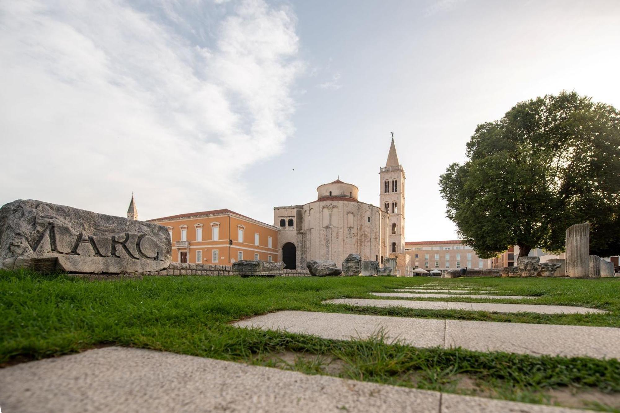 Freja- Luxury Studio Apartment Old Town Zadar Center Buitenkant foto